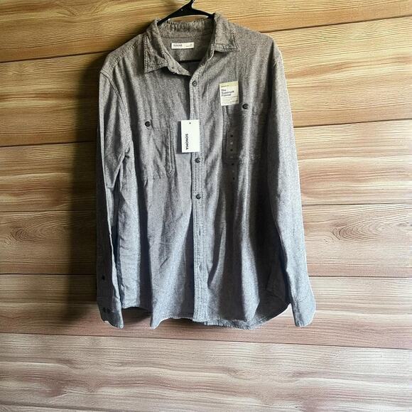NWT Sonoma Men’s Button-Up Shirt (Medium) – Gray Long Sleeve - Picture 3 of 5